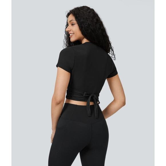 Halara Black V Neck Short Sleeve Wrap Tie Back Cropped Athletic Top Size XL NEW - Picture 2 of 9